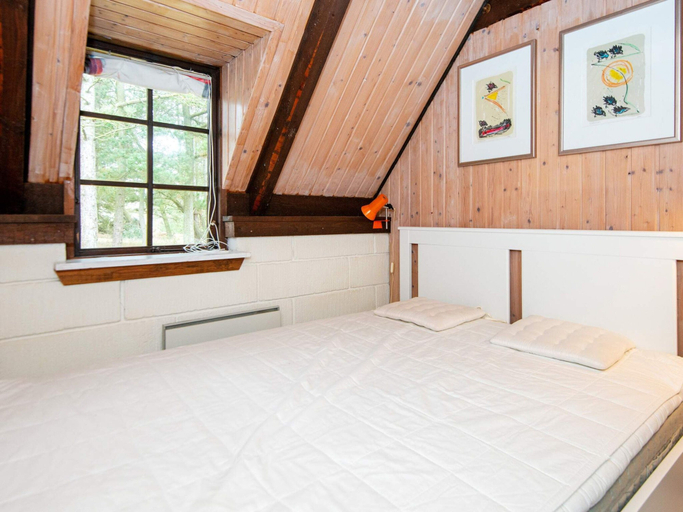 Bedroom 2, 6 Person Holiday Home in Romo, Tønder