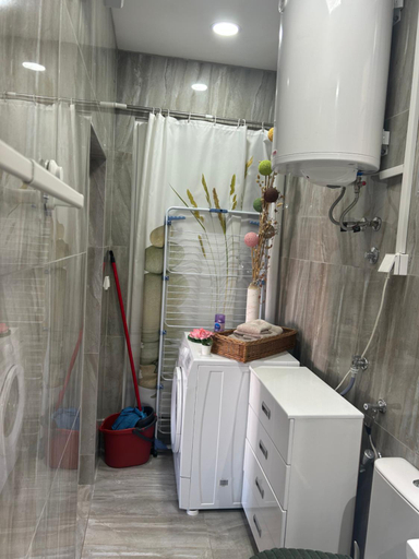 Bathroom 2, Studio Lotos, Belgrade