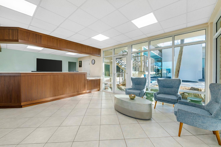 Public Area 2, Dolphin Beach Club, Volusia