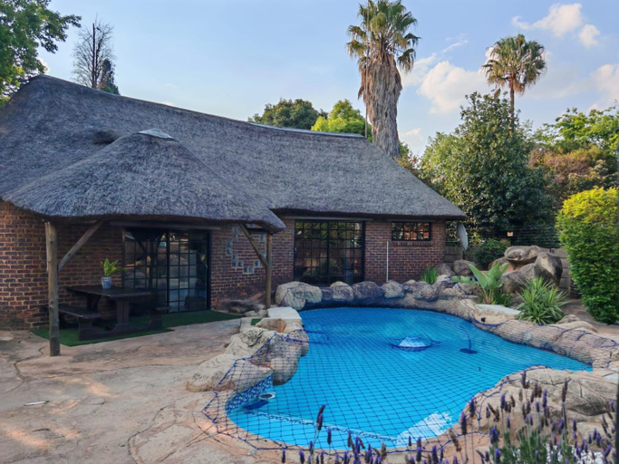 Sport & Beauty 3, The Guest Villa, Ekurhuleni