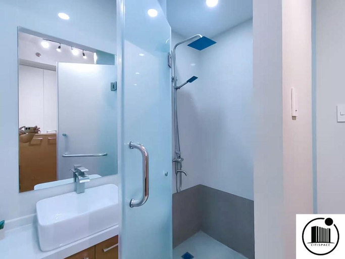 Bathroom 5, Citispace 1BR Condotel Suite at Sunshine100 City Plaza #SS01A, Pasig City