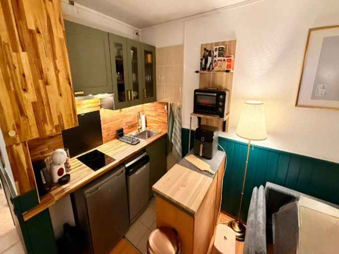 Others 4, Renovated Apartment With Balcony, Puy-de-Dôme