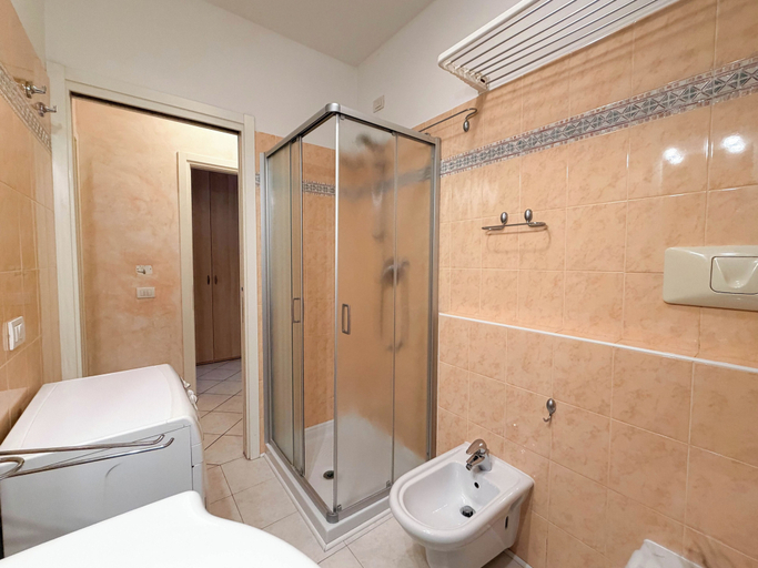 Others 2, Welcoming Flat in a Great are With Parking, Venezia