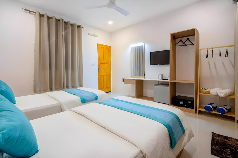 Bedroom, Solunar Maldives, Kaafu Atoll