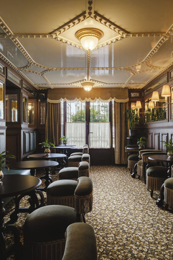 Food & Drinks, La Maison Favart, Paris