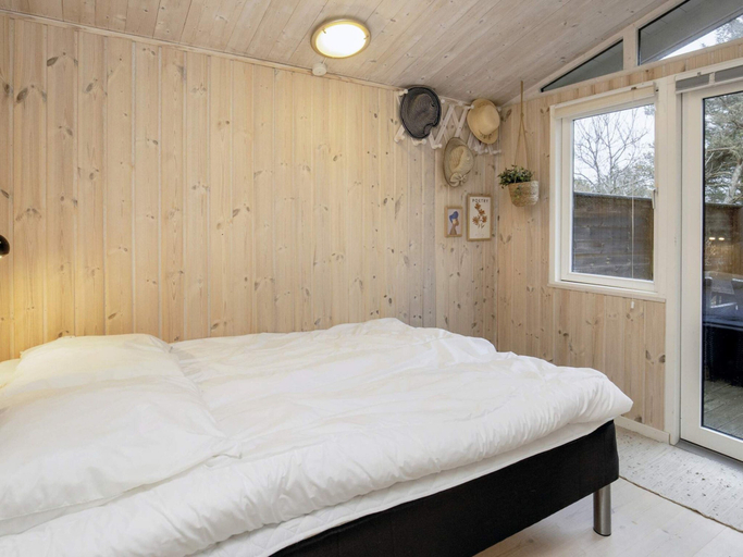 Bedroom 2, 4 Star Holiday Home in Lokken, Jammerbugt