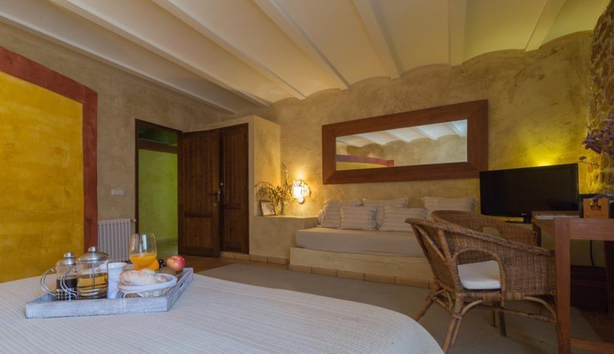Bedroom 4, Hotel Rural el Jardín Vertical - Adults Only, Castellón