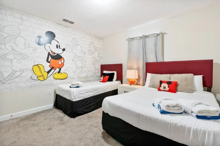 Others 5, 5BR Storey Lake Pool Home Near Disney, Osceola