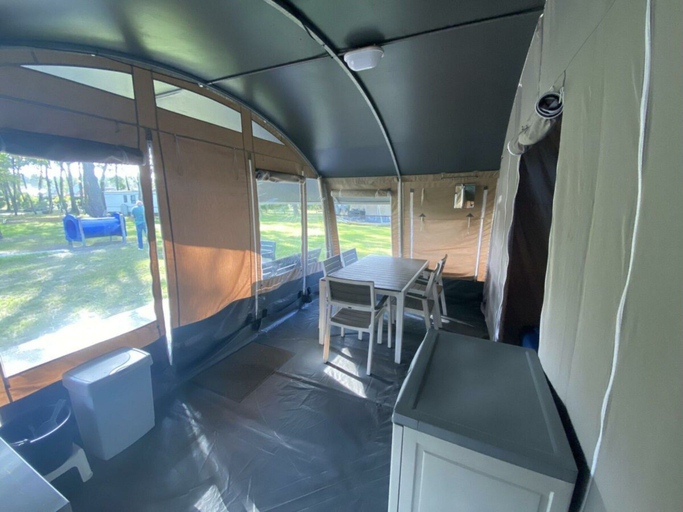 Others 3, Holiday Home in Mol With Kettle, Antwerpen