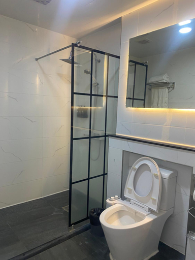 Bathroom 3, M Stay Hotel, Mabalacat