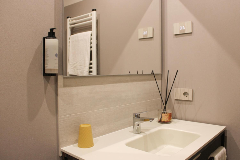 Others 3, Residenza Borgo Hotel, Brescia