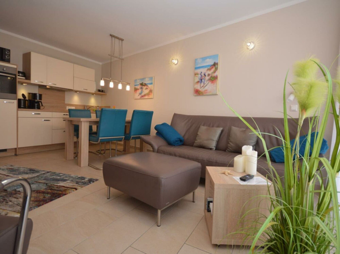 Others 3, Holiday Apartment With 2 Bedrooms, Aurich