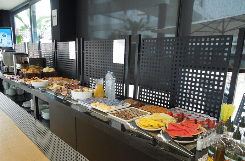 Food & Drinks 4, Hotel y Apartamentos Conilsol, Cádiz