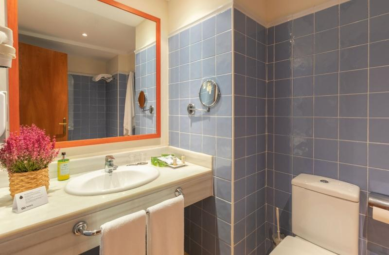 Bathroom 5, HM Mar Blau, Baleares