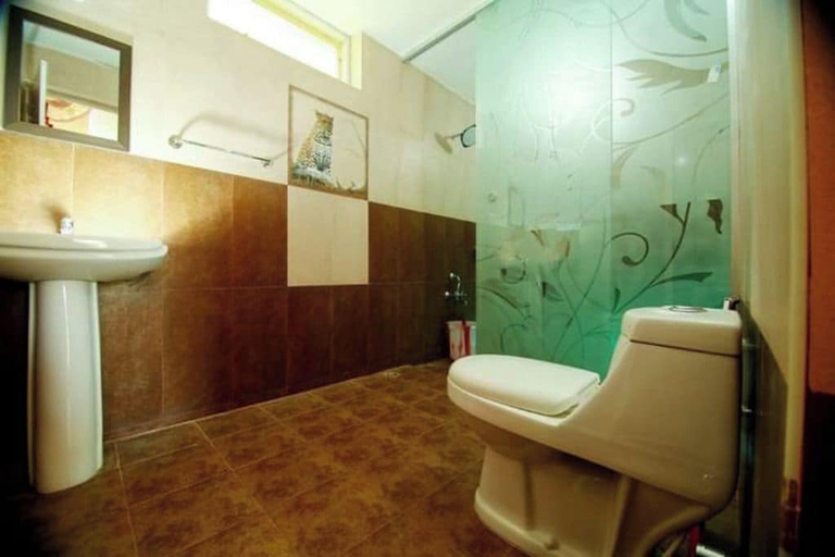 Bathroom, Spring Valley Resort, The Nilgiris