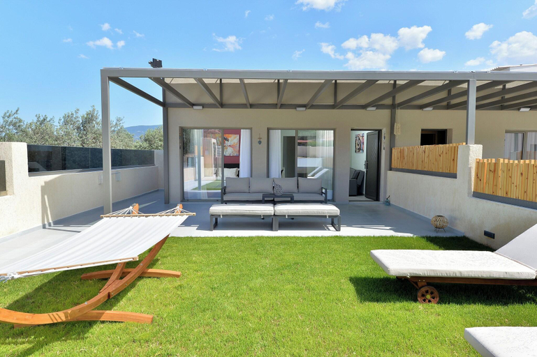 Exterior & Views 2, Swan Paradise Residences, Peloponnese
