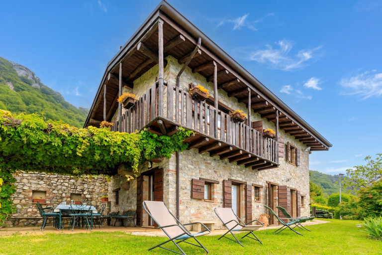 Others 1, Villa Formaga Stunning View&garden and, Brescia