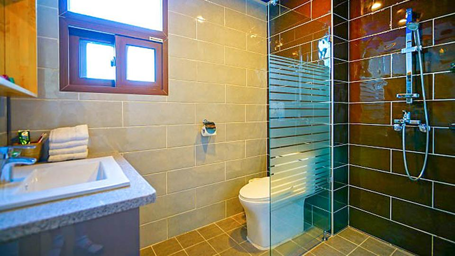 Bathroom, Gunsan Dal Guesthouse, Gunsan