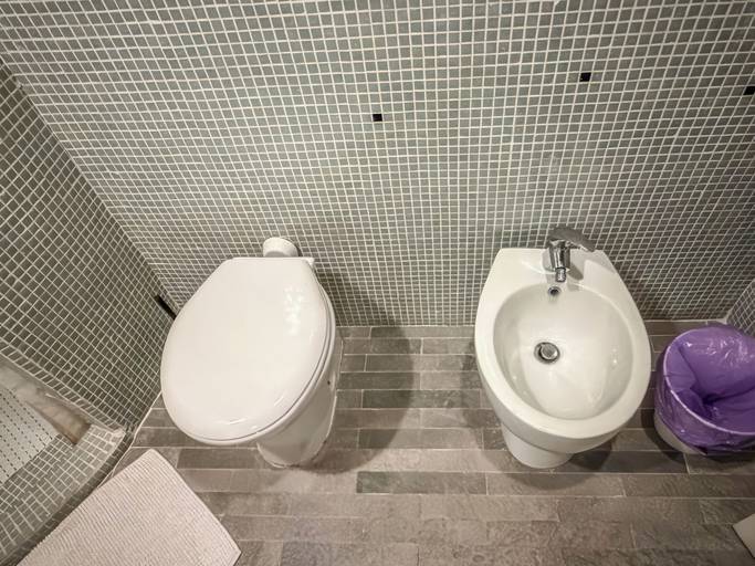 Others 5, Domus Claudia, Viterbo
