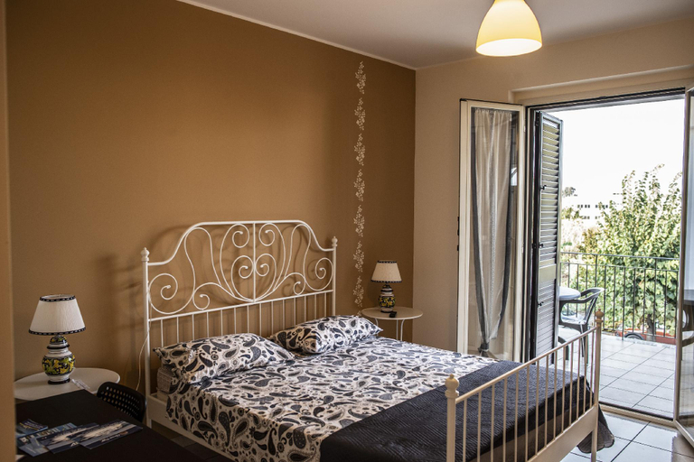 Bedroom 4, B&B Caravello, Messina