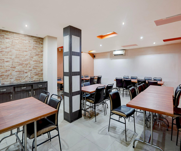 Others 4, Deluxe Hotel Sunraj, Ranchi