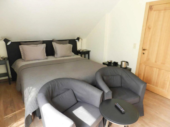 Bedroom, B&B Le Bois de Champia, Liège