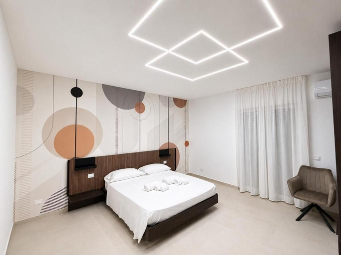 Others 2, Emma's Rooms, Vibo Valentia