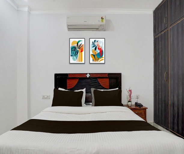 Others 4, Deluxe Townhouse Huda Market, Gurgaon