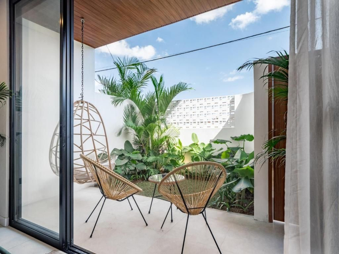 Others 5, AKA Seseh Living, Badung