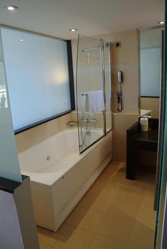 Bathroom 5, Ionian Emerald Resort, Ionian Islands