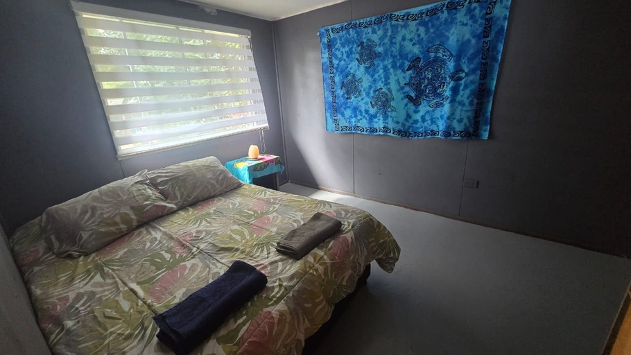 Others 2, CABAÑA FAMILIAR 3 HABITACIONES, ísla de Pascua