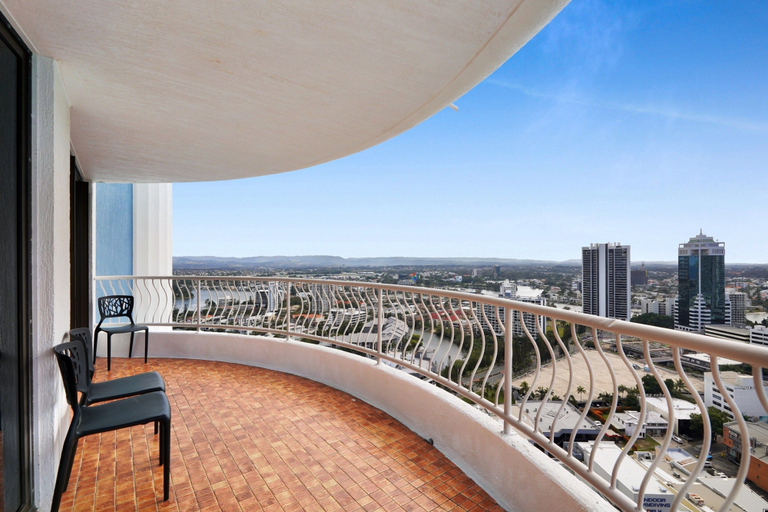 Others 2, High-rise 2-bed Apartment in Surfers Paradise, Gold Coast