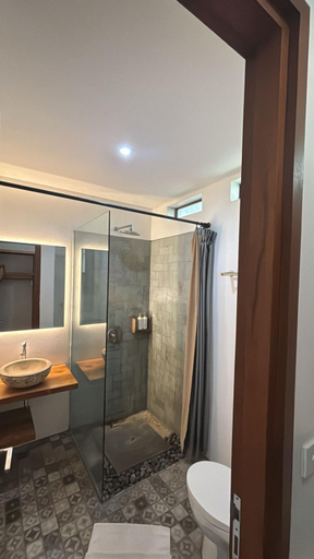 Bathroom 5, D'Batan Kendal Pererenan, Badung