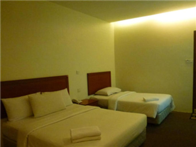 Bedroom 4, King Ing Hotel, Mukah