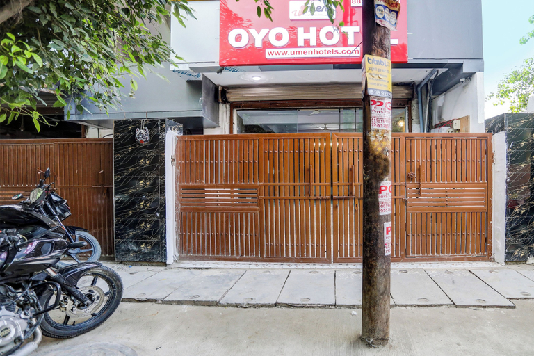 Others 1, Collection O Aditya Inn Sector 66 Noida, Gautam Buddha Nagar