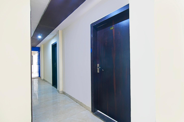 Public Area 3, Hotel O Paradise Green, Indore
