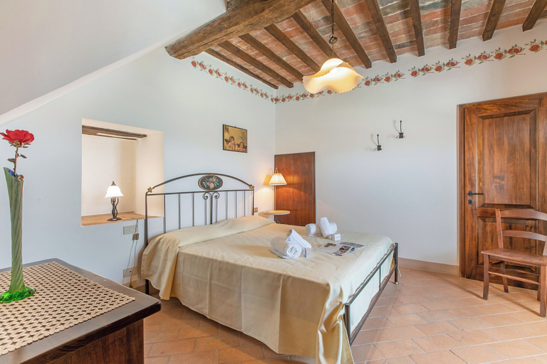 Bedroom 3, La Pieve di San Martino Apartments, Siena