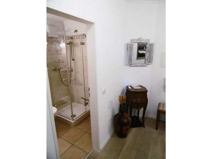 Others 3, Holiday Apartment With 1 Bedroom, Lindau (Bodensee)