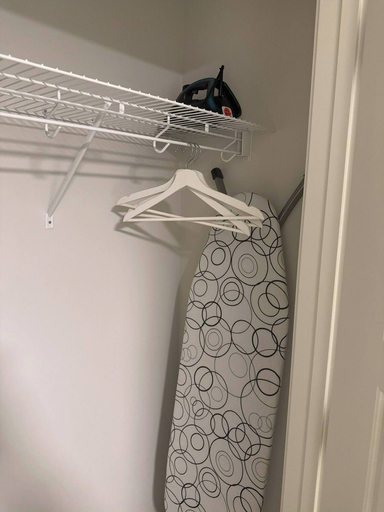 Others 4, Livingston Haven - Modern 1BR Private Suite, Division No. 6