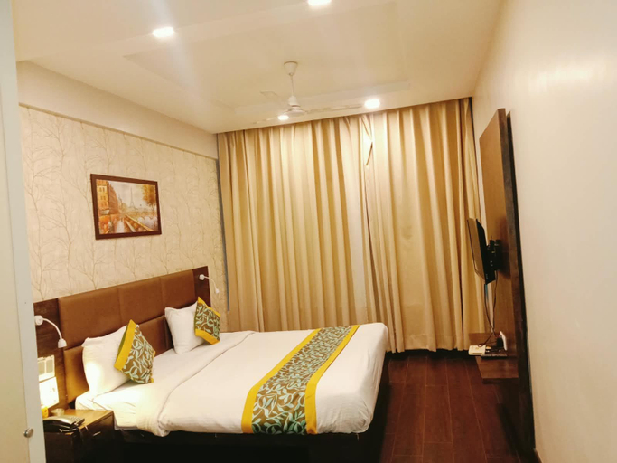 Bedroom 4, HOTEL SS GRANDEUR, Lucknow
