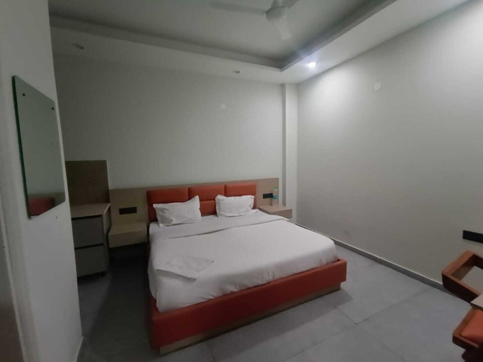 Others 4, Classic Mannat SRD, Varanasi