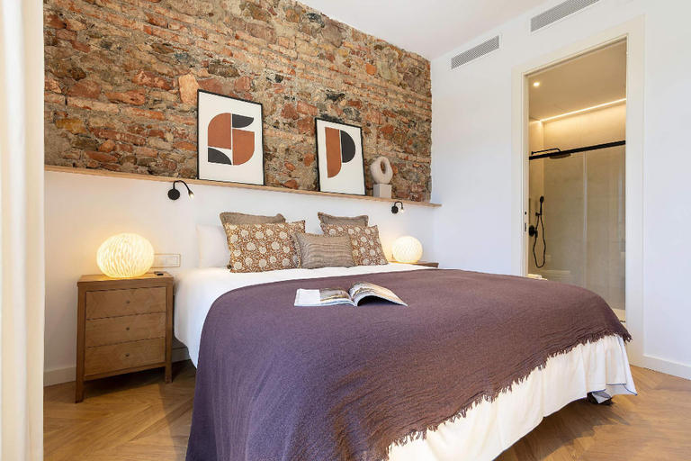 Others 3, Elegant 3BD Apartment in Malaga Plaza Marina II, Málaga