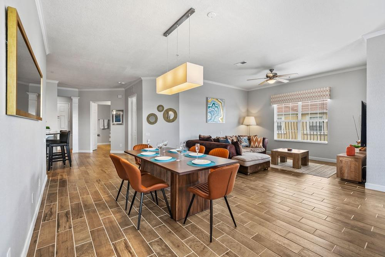 Food & Drinks 4, Vista Cay by Cosy Casas, Orange