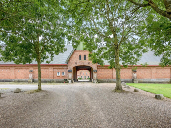 Others 2, 5 Star Holiday Home in Spottrup, Skive