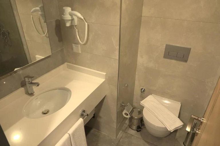 Bathroom, Clover Magic Park Side Hotel, Manavgat