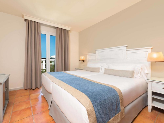Bedroom 3, Hotel Costa Conil by Fuerte Group, Cádiz
