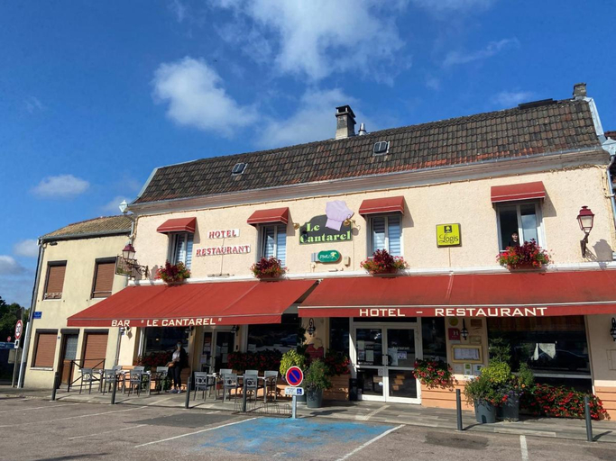 Exterior & Views 1, Logis Hotel Le Cantarel, Haute-Marne