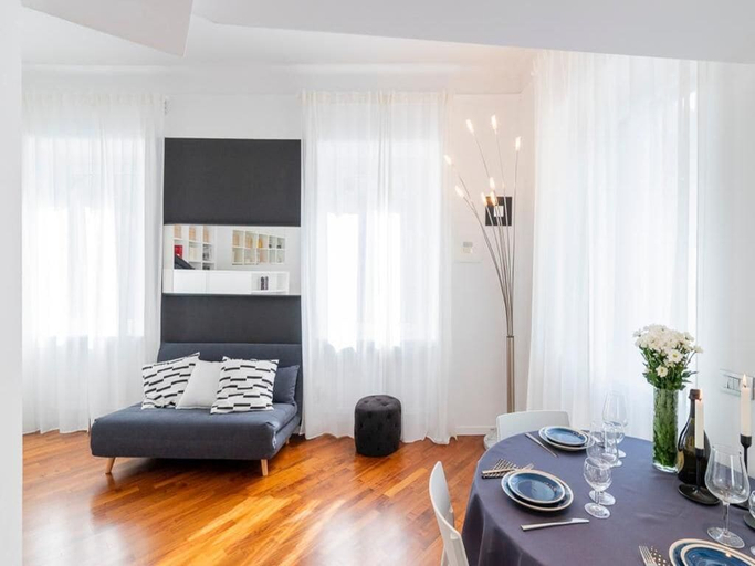 Others 5, Italianway Easy - Cavallotti 17, Milano