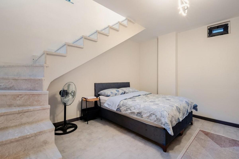 Bedroom 3, Fynoora, Gebze
