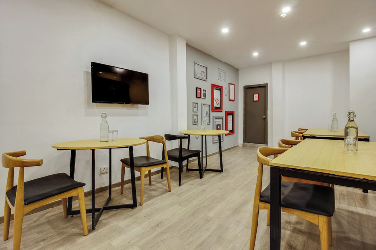 Others 4, Super Townhouse 359 Begumpet, Hyderabad